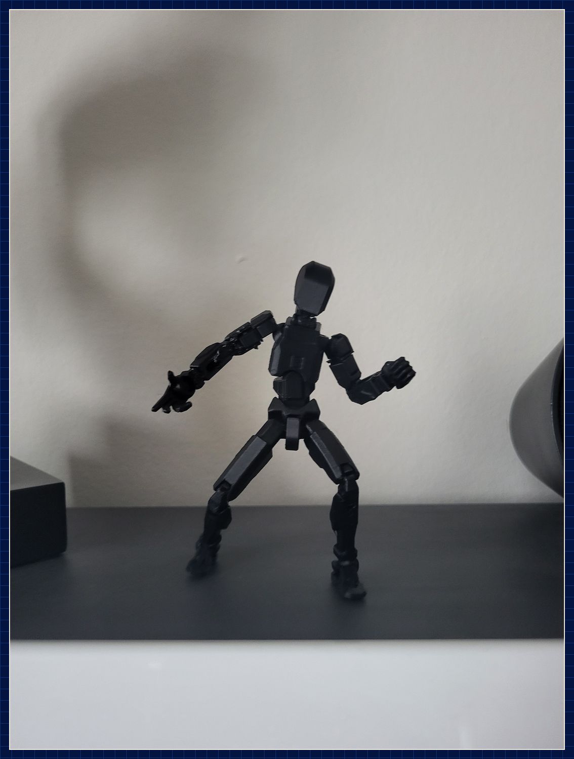 Schwarze gedruckte Gelenkfigur